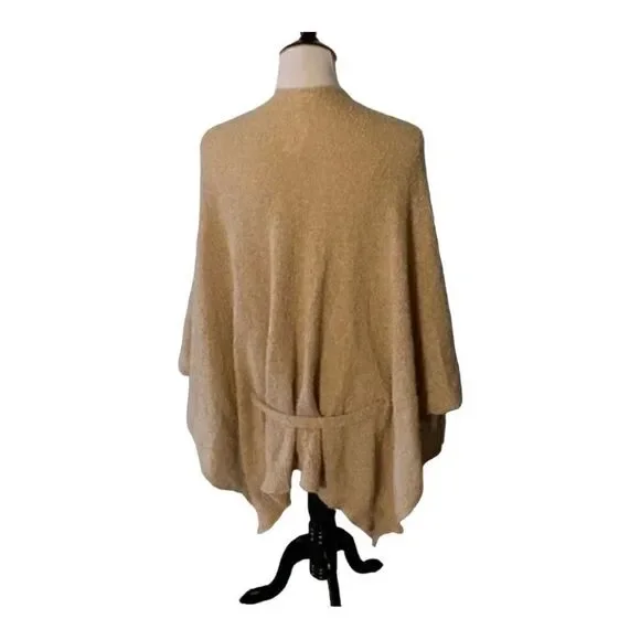 🆕 Francesca’s Heather Oat Cape with Belt One Size - Picture 3 of 4